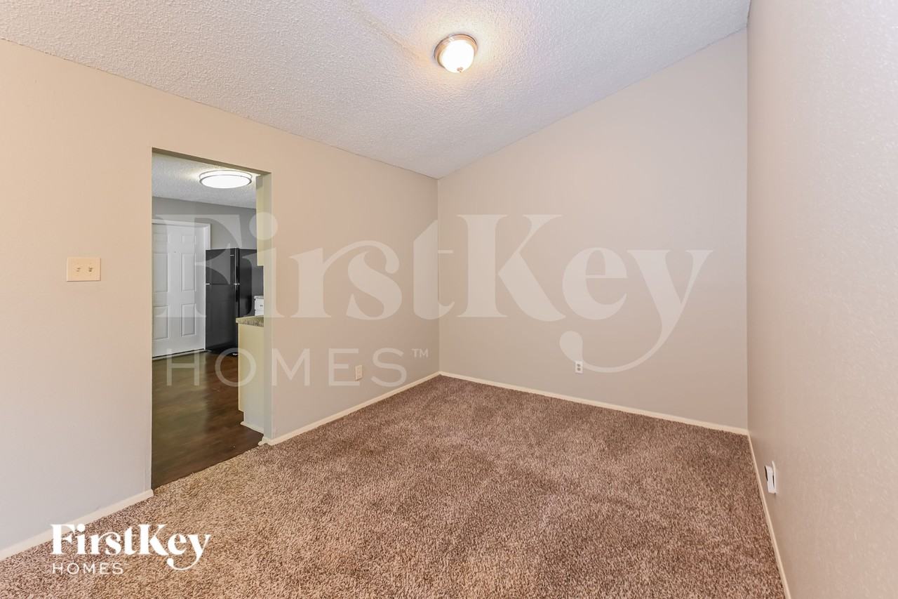 6316 Porterway Dr - Photo 6 of 19