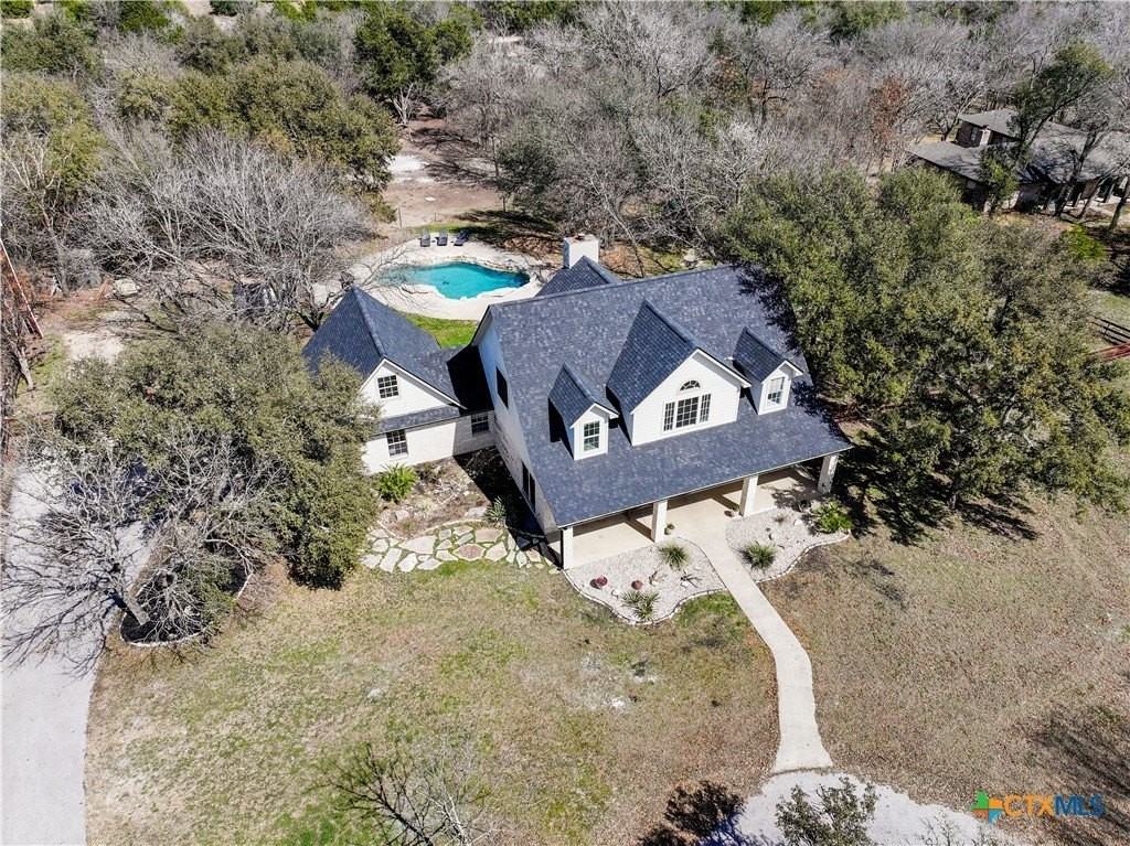 1060 Great Oaks - Photo 2 of 48