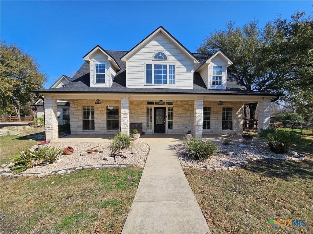1060 Great Oaks - Photo 4 of 48