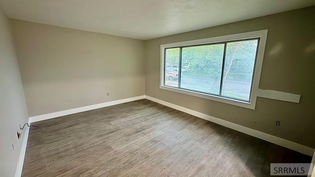 507 Linden Dr - Photo 2 of 13
