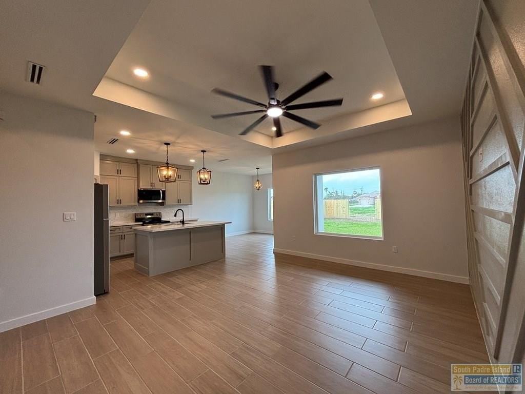 2642 Eliseo Villarreal Ave - Photo 3 of 17