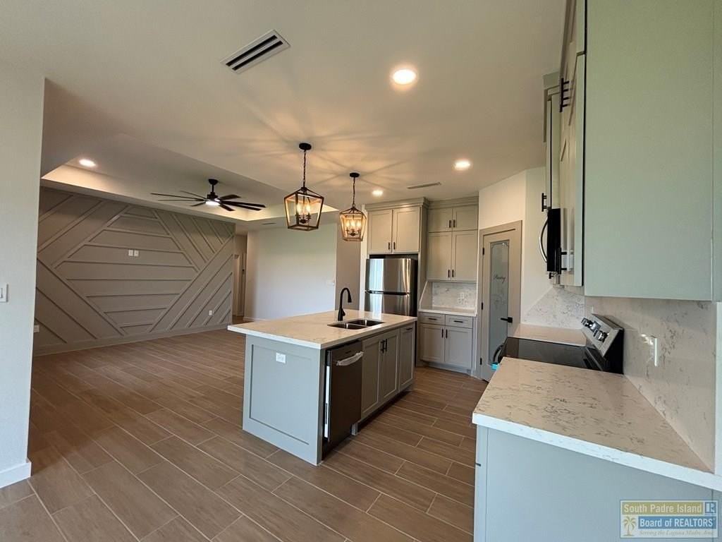 2642 Eliseo Villarreal Ave - Photo 7 of 17