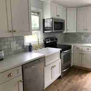 140 Renfrew Ave - Photo 4 of 13