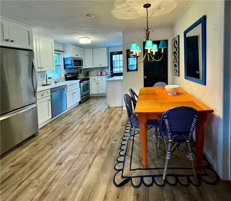 140 Renfrew Ave - Photo 5 of 13