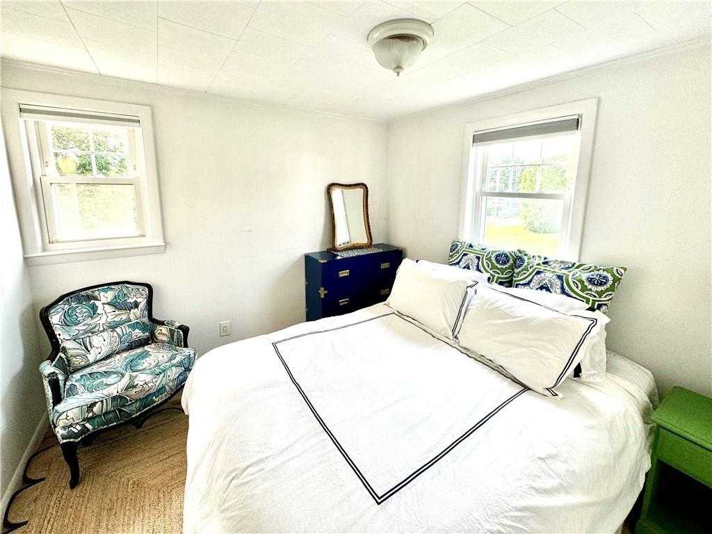 140 Renfrew Ave - Photo 7 of 13