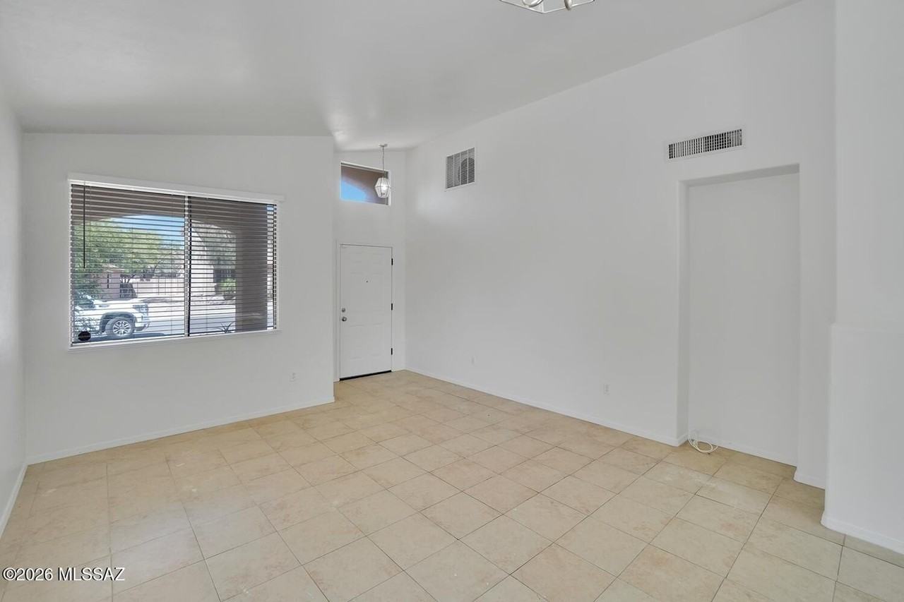 8874 S Desert Valley Way - Photo 4 of 17