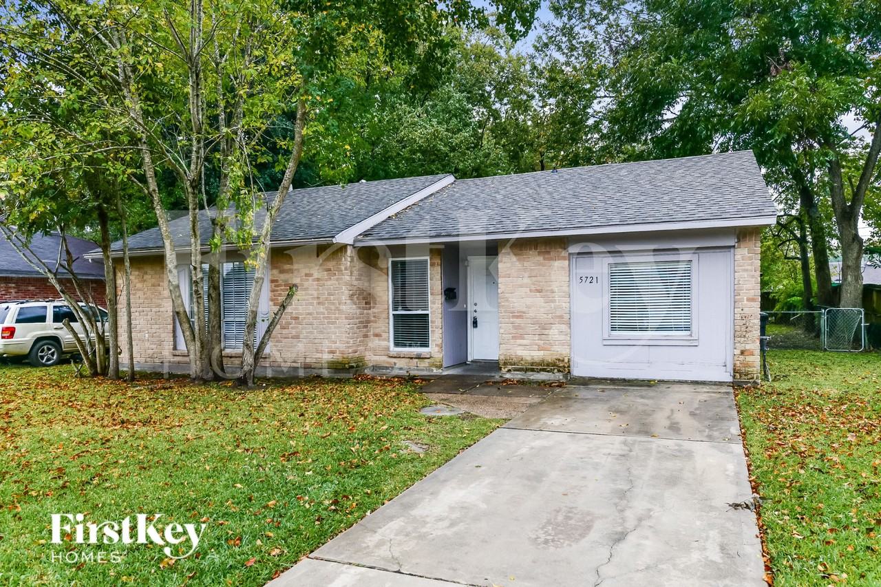 5721 Melanite Ave - Photo 2 of 19