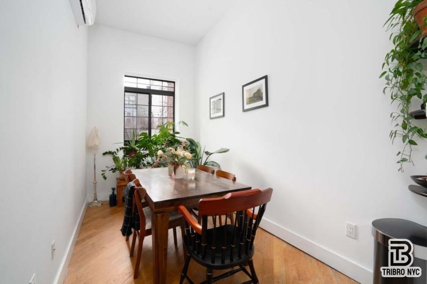 378 S 3rd St - Photo 5 of 9