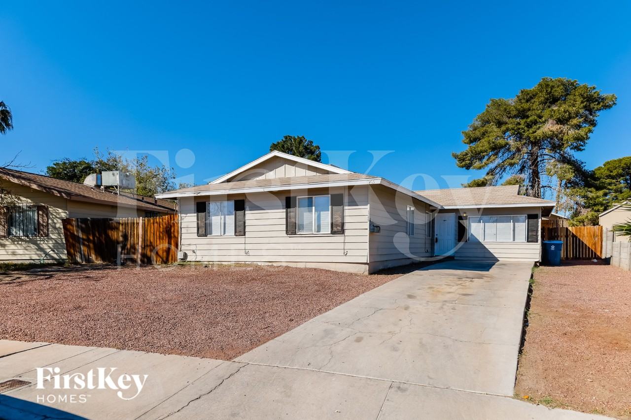 5265 Saratoga Dr