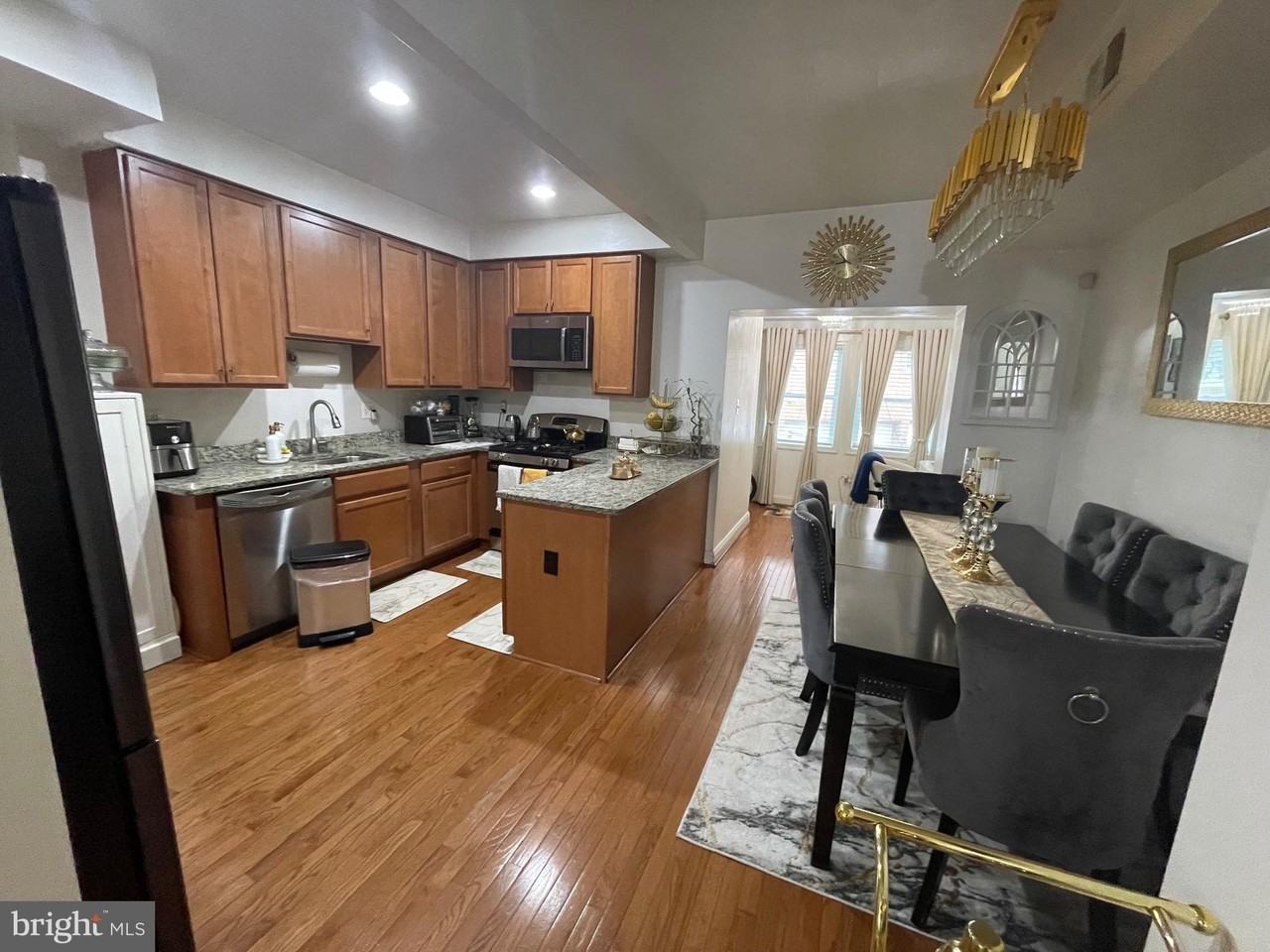 1237 Rock Creek Ford Rd Nw - Photo 4 of 9