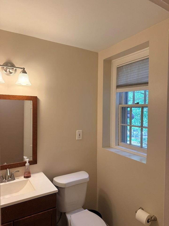 3731 39th St Nw #B200 - Photo 6 of 15