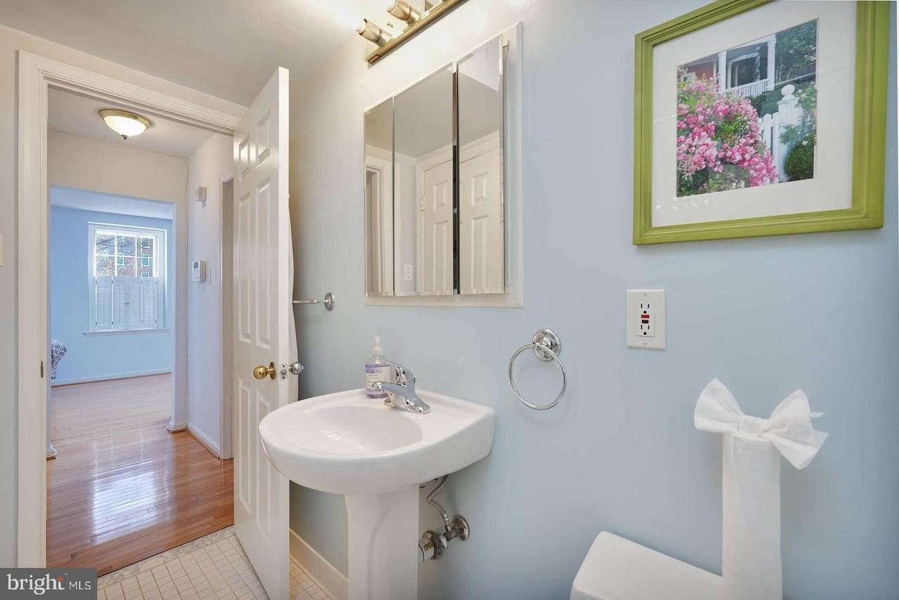 3630 39th St Nw #B530 - Photo 5 of 29
