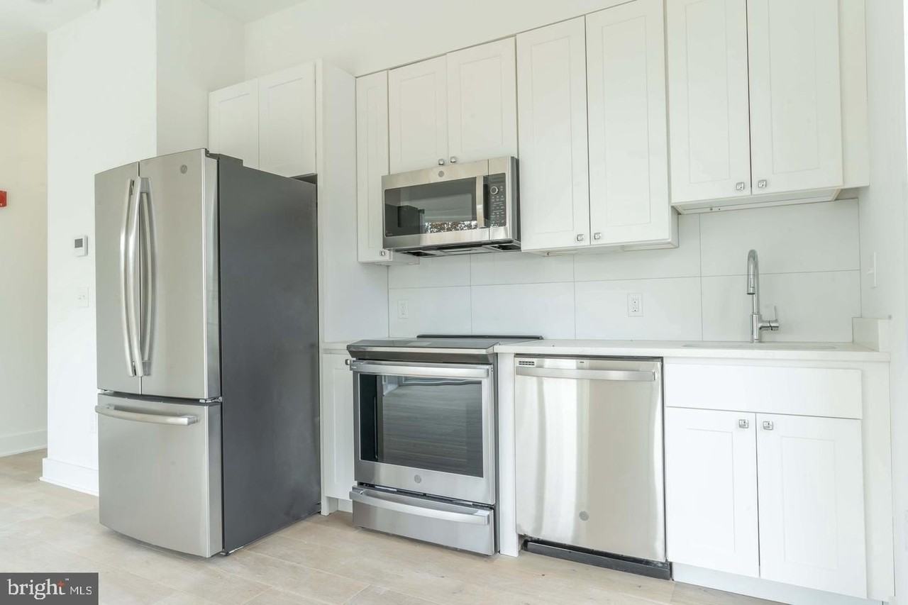 5301 Connecticut Ave Nw #303 - Photo 4 of 9