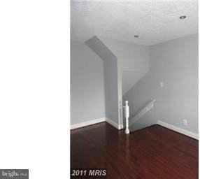 1442 Independence Ave Se #1 - Photo 2 of 12