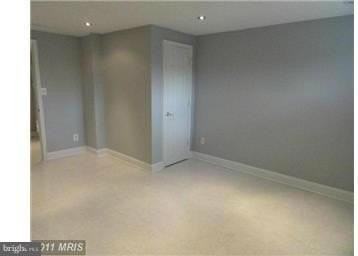 1442 Independence Ave Se #1 - Photo 5 of 12
