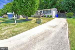 featured image of 6989 Heather Dr