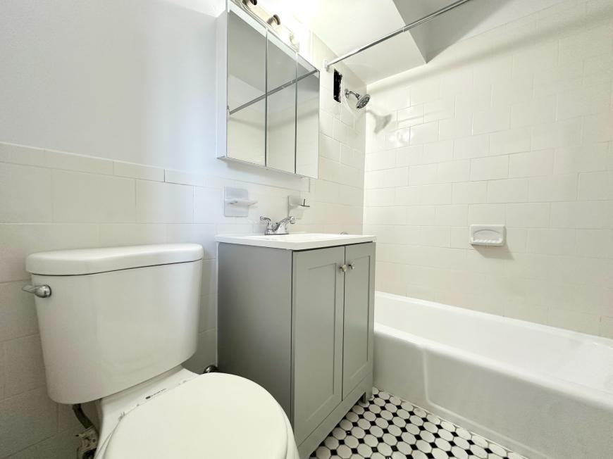 111 N 3rd Ave - Photo 4 of 4
