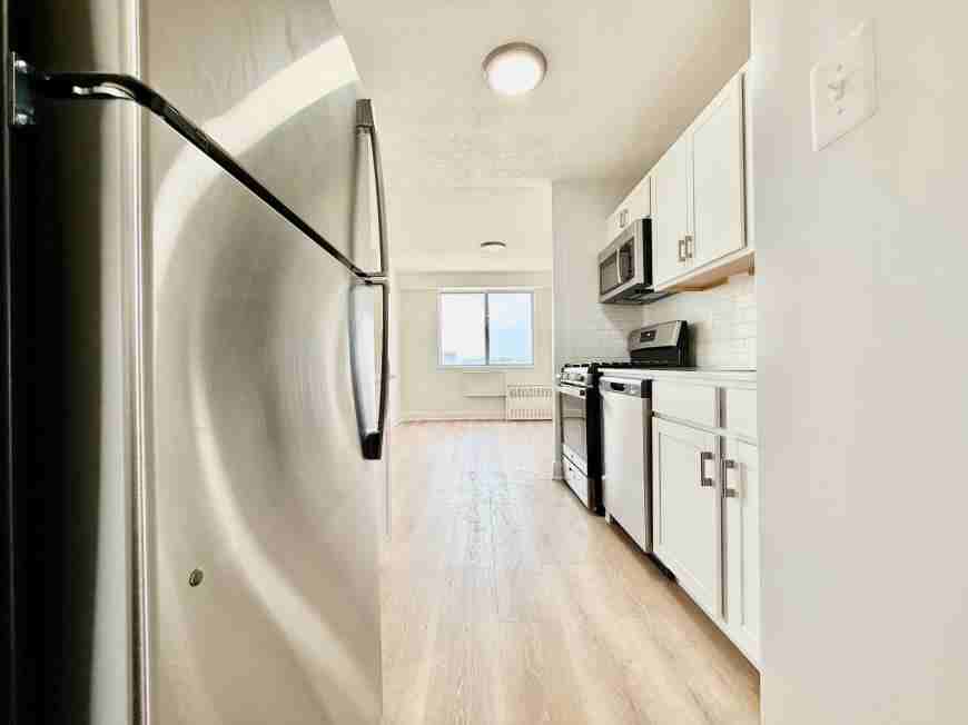 33 N 3rd Ave - Photo 6 of 10