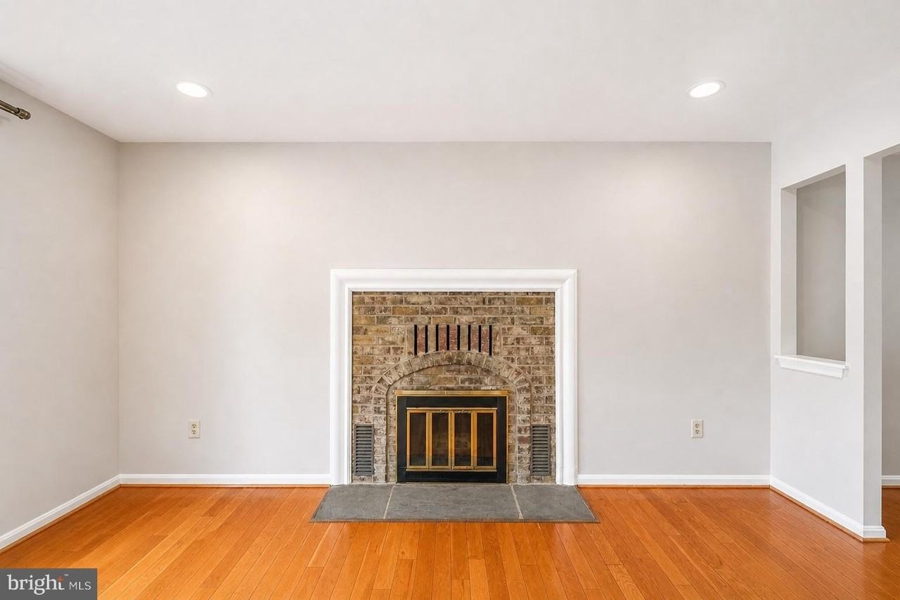 11 Noblewood Ct - Photo 4 of 45