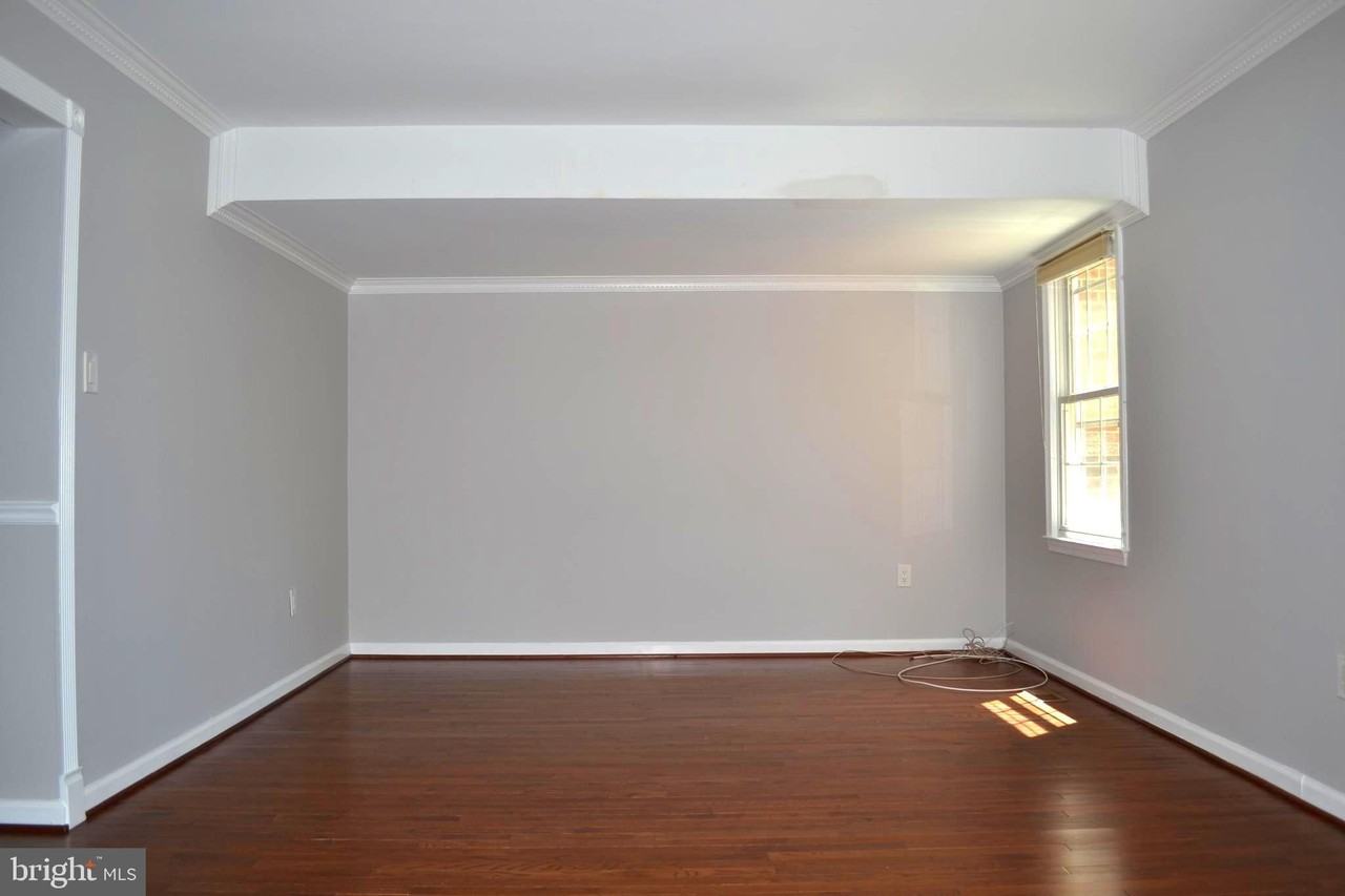 1 Ingleside Ct - Photo 5 of 22