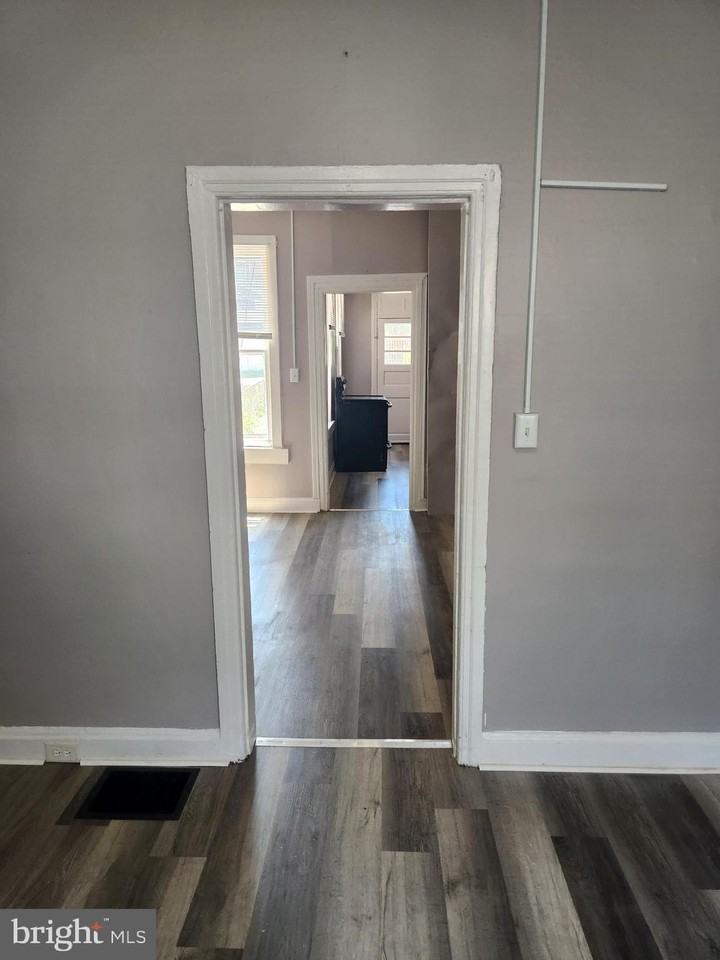 625 George St - Photo 2 of 27