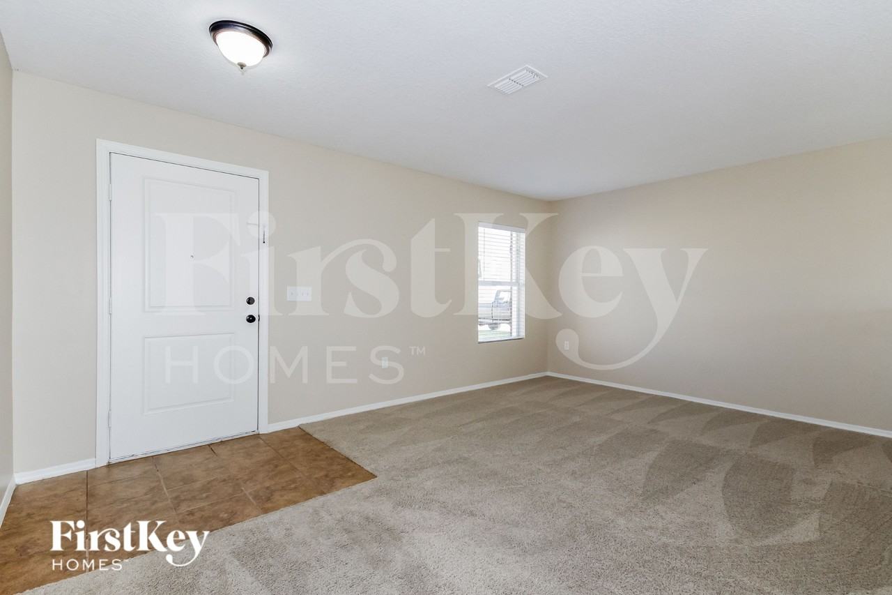 4184 Festival Pointe Blvd - Photo 3 of 20