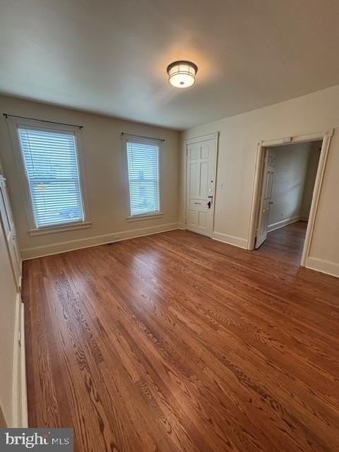 379 E Chestnut St #2 - Photo 3 of 17