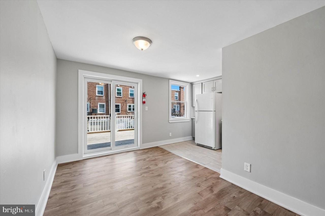 306 Pine St - Photo 7 of 25