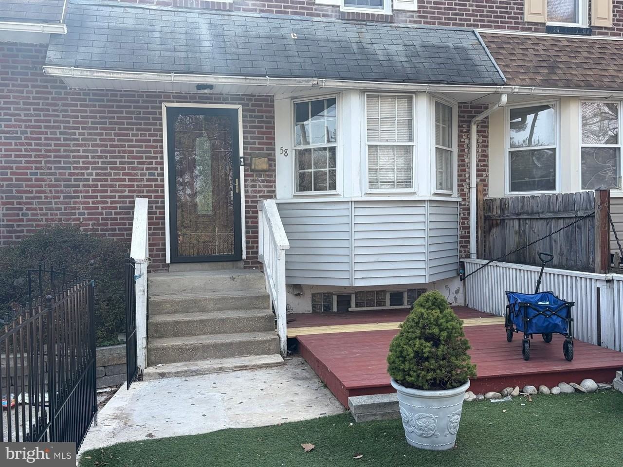 58 Gilpin Rd - Photo 4 of 27