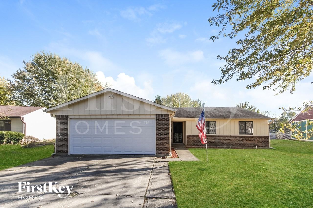 3735 Valley Lake Dr
