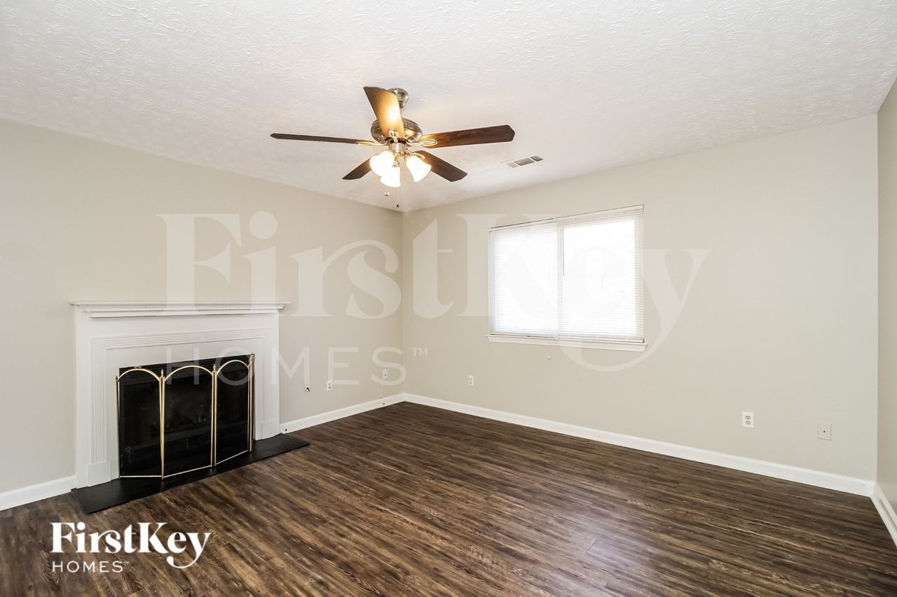 3560 Sweetgum Ln - Photo 2 of 16