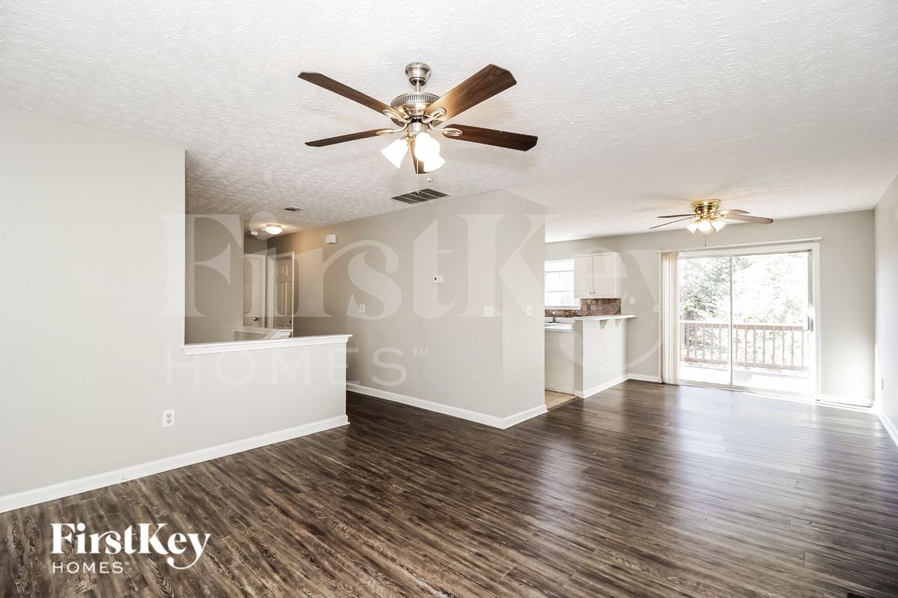 3560 Sweetgum Ln - Photo 3 of 16
