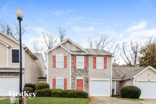 345 Lakeside Cir - Photo 1 of 1