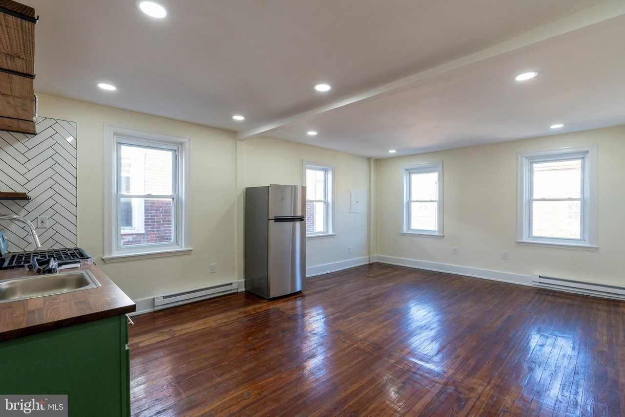5003 Pine St #3rdFL - Photo 3 of 22