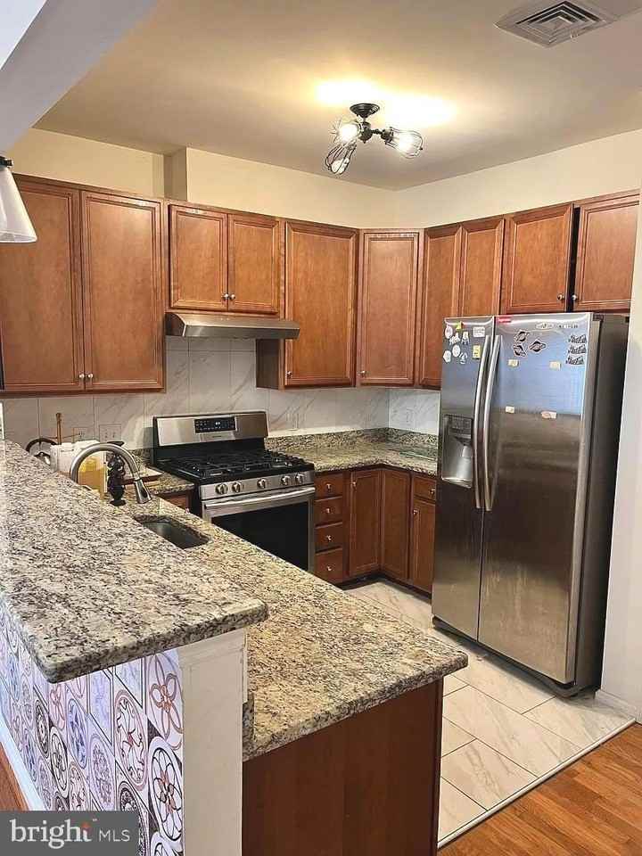 4461 Riverview Ln - Photo 5 of 27