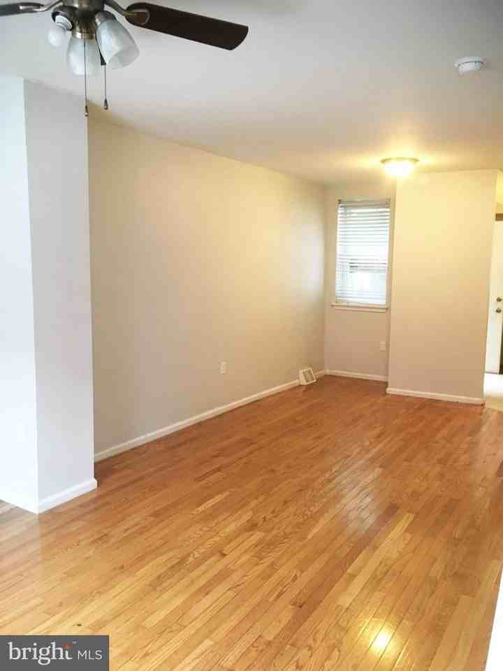 1236 N Newkirk St - Photo 3 of 22