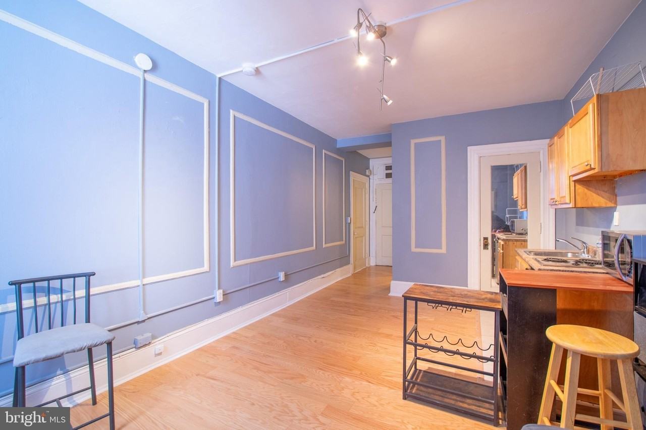 1324 Locust St #1030 - Photo 4 of 12