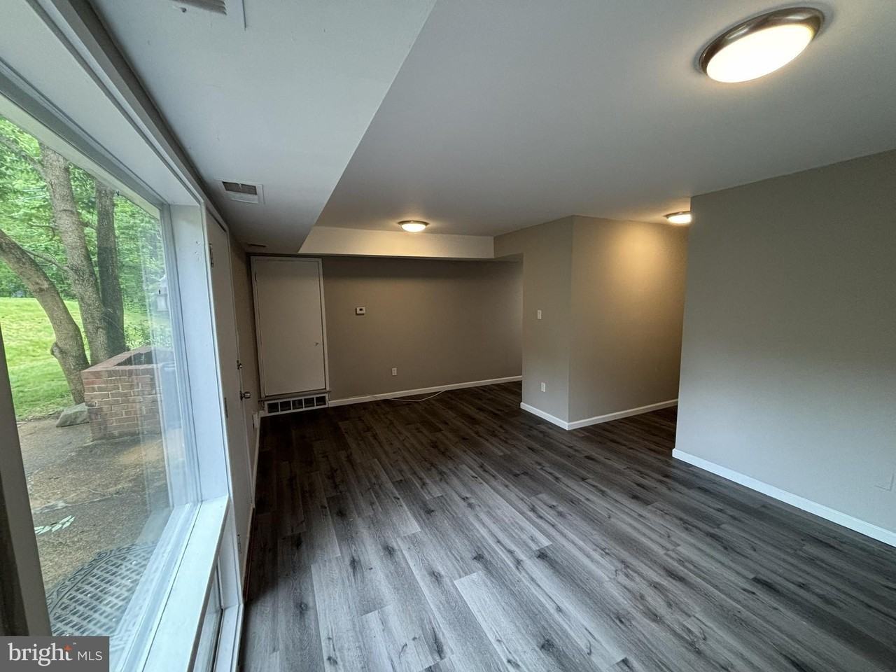 10025 Fair Woods Dr #143 - Photo 5 of 12