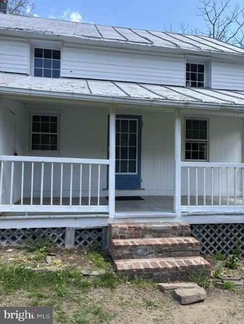 306 Tonys Hollow Ln - Photo 2 of 12