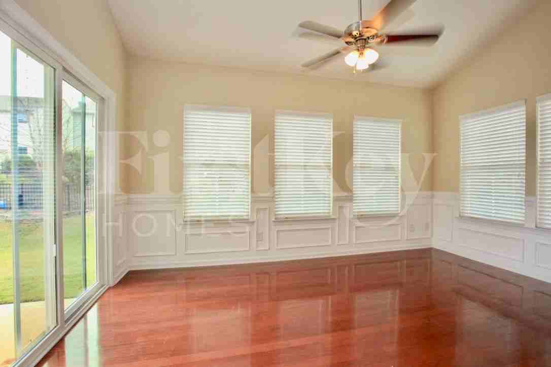 3009 Fallondale Rd - Photo 6 of 24