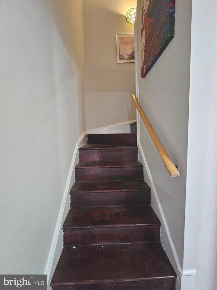 2621 Wagon Dr - Photo 4 of 20