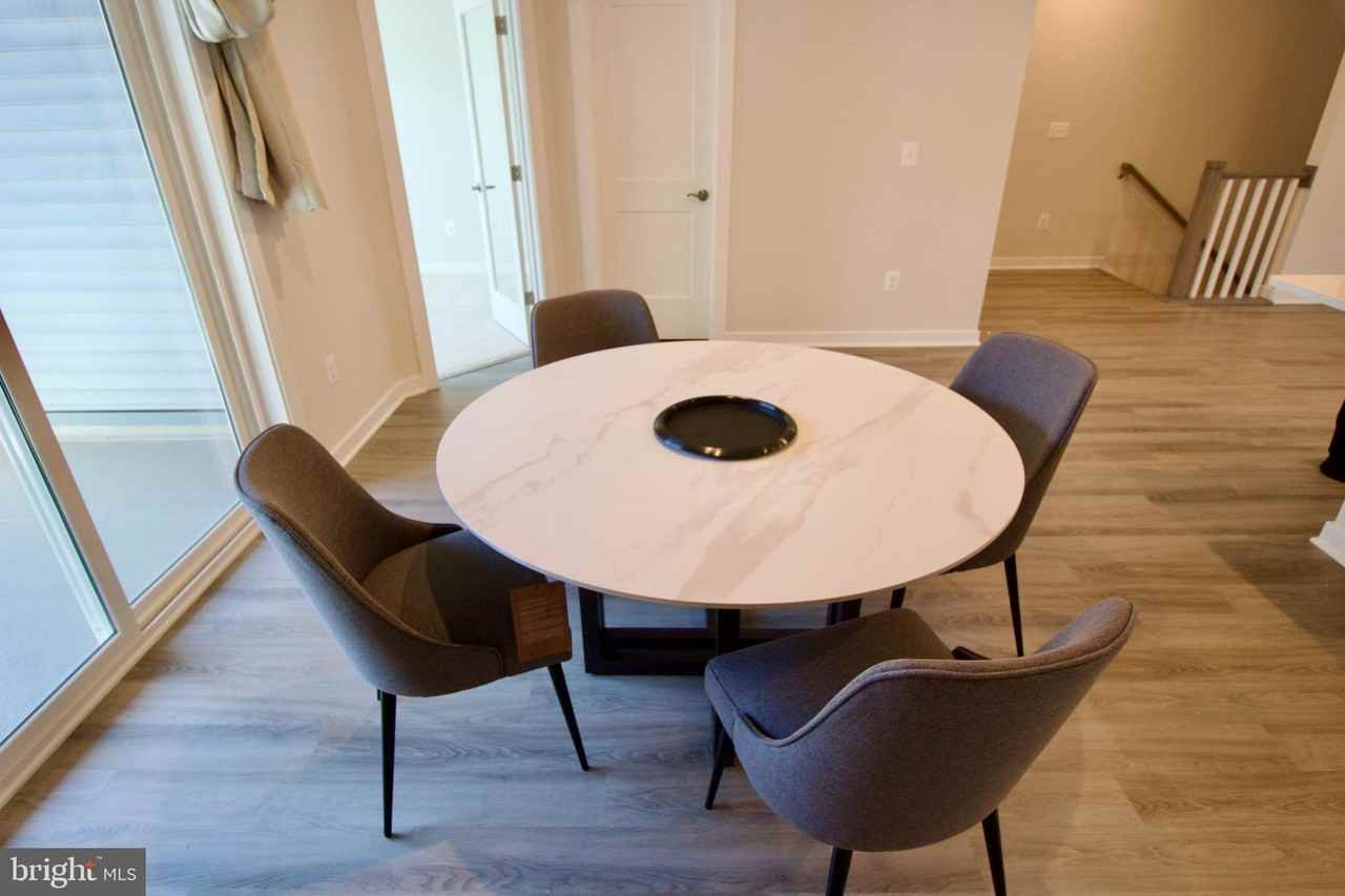 4619 Olivine Dr - Photo 4 of 22