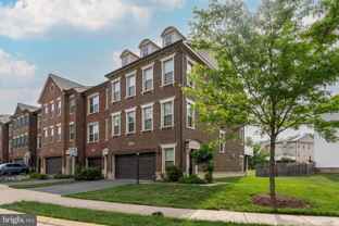 42230 Castle Ridge Sq - Photo 1 of 1