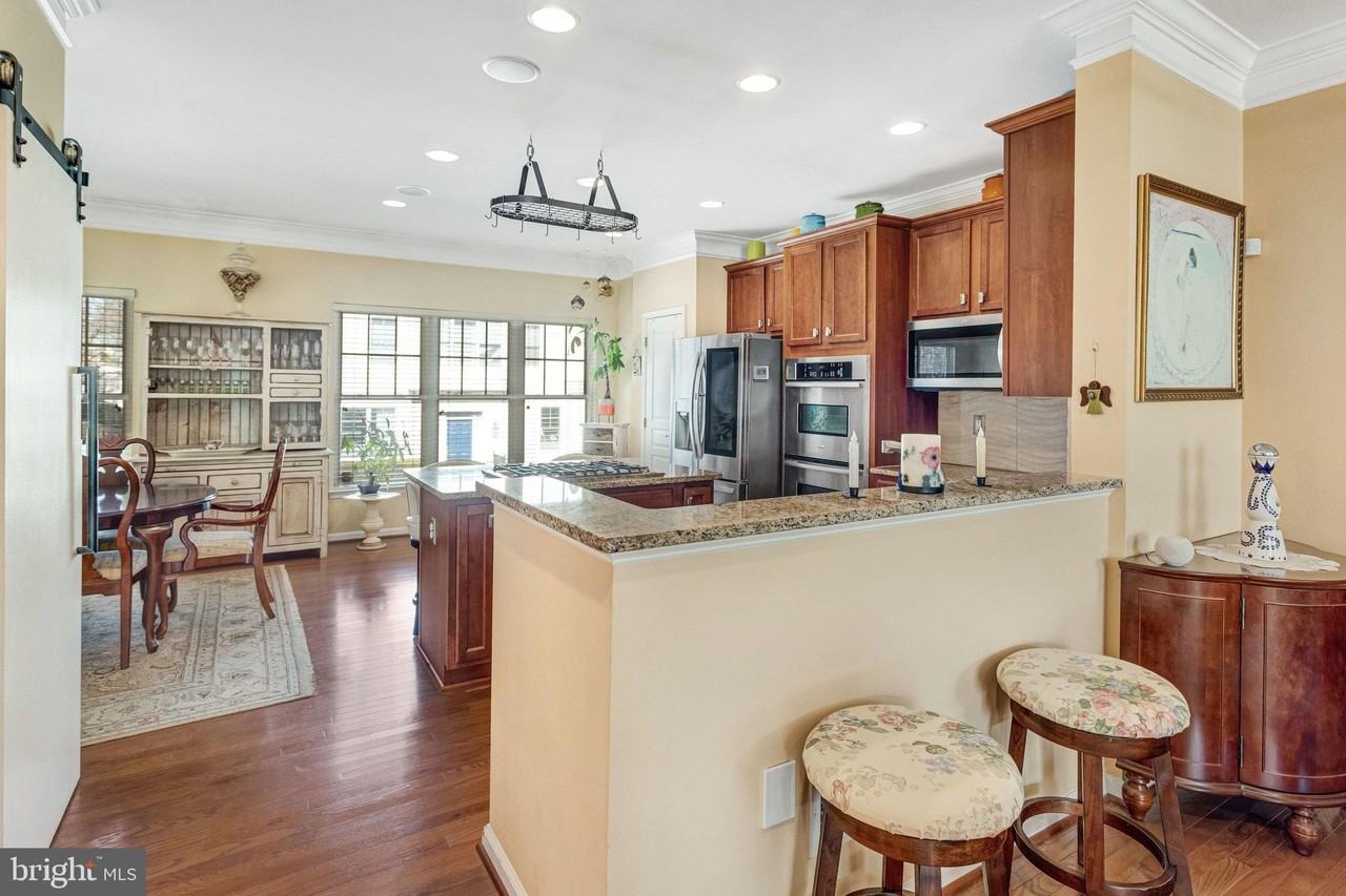 114 Mount High St - Photo 6 of 41