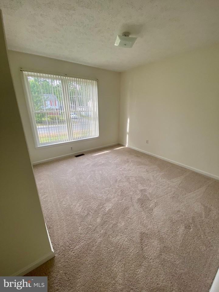 7316 Stone Crossing Dr - Photo 7 of 15