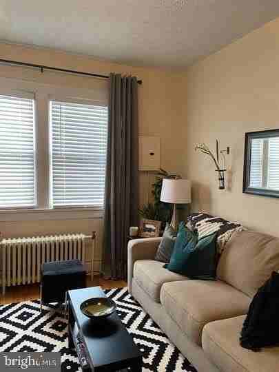44 S Loudoun St #8 - Photo 3 of 14