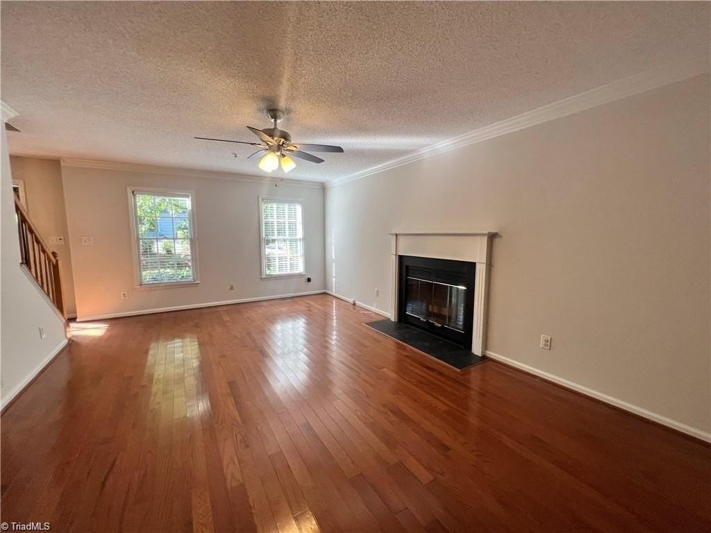 4 Whistling Oak Trl - Photo 5 of 38