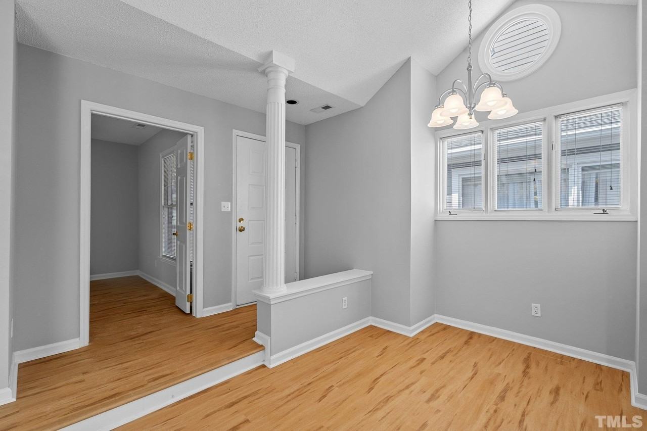 1021 Brighthurst Dr #308 - Photo 5 of 46