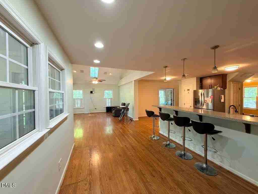 109 E Seve Ct - Photo 5 of 33