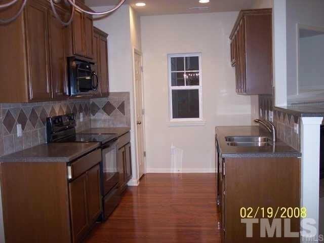 237 Linden Park Ln - Photo 6 of 15